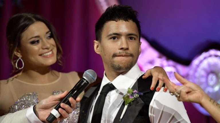 Jon Henrik Fjällgren Sjuk