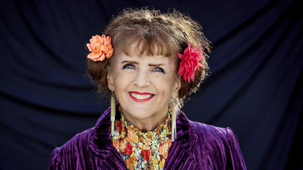 Elisabet Höglund Sjuk